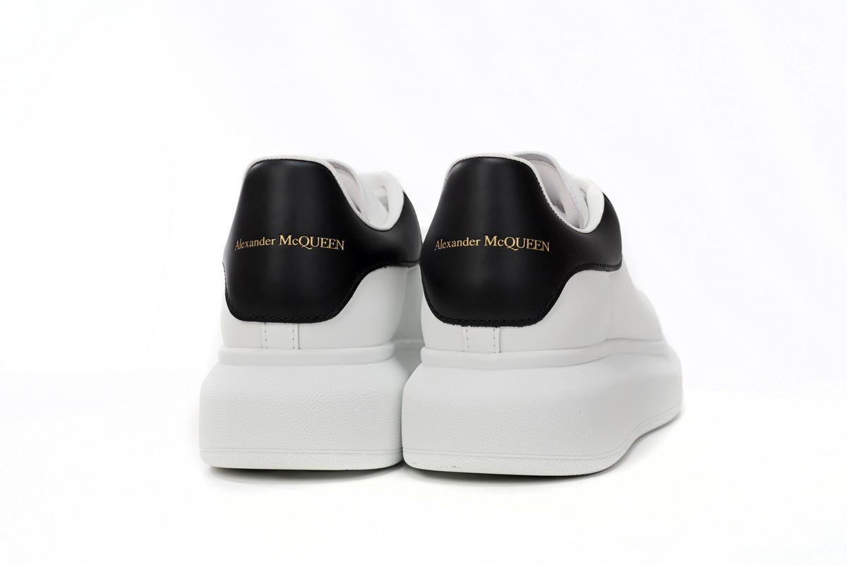 Alexander McQueen Sneaker Black Skin