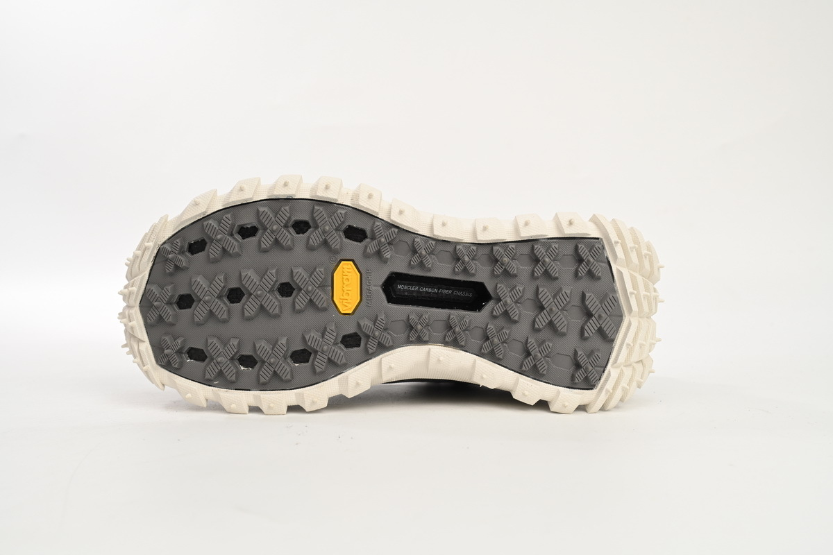Moncler Trailgrip Grey