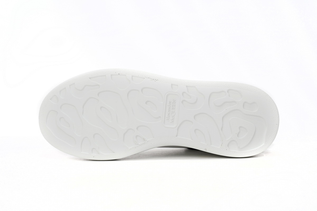 Alexander McQueen Sneaker Black Skin