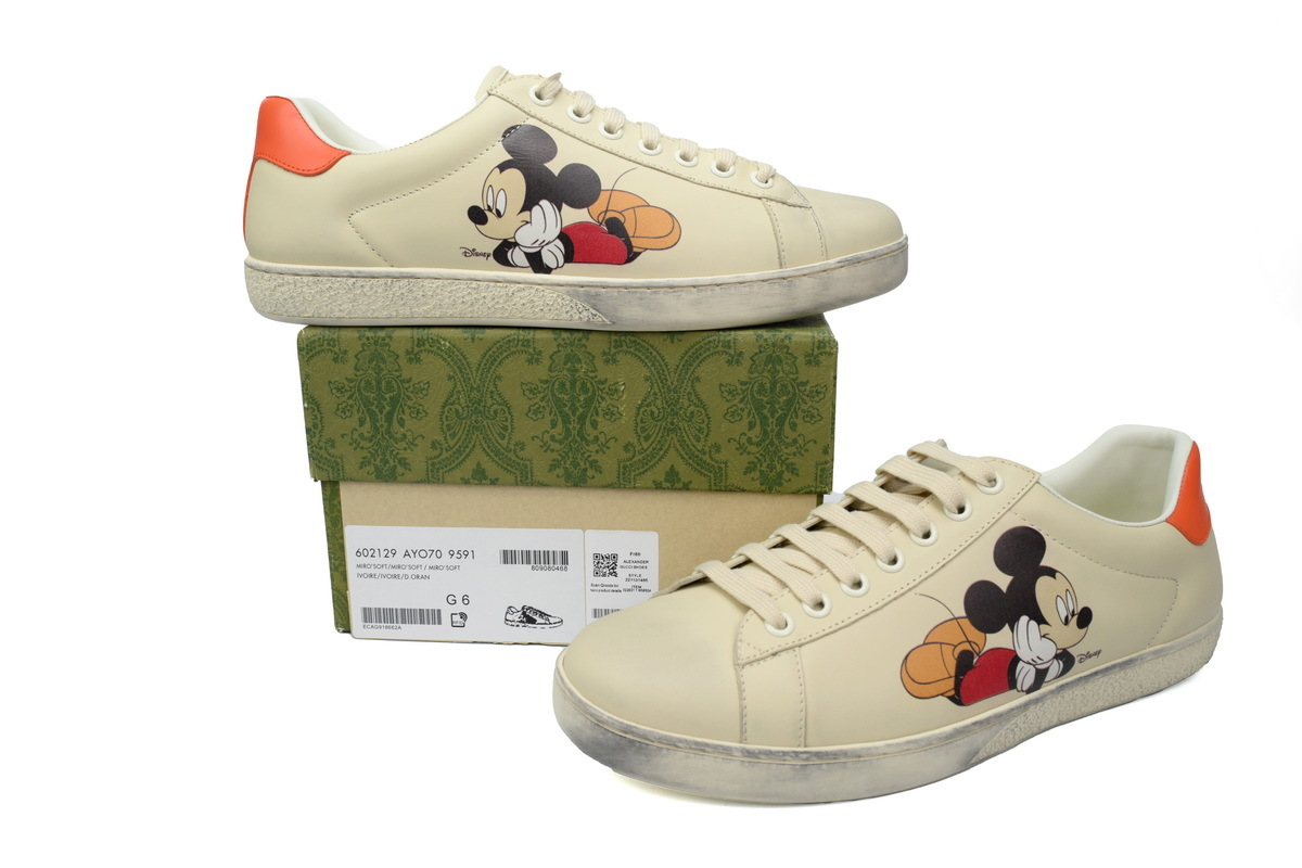 Disney x Gucci Mickey Mouse Ivory Sneaker
