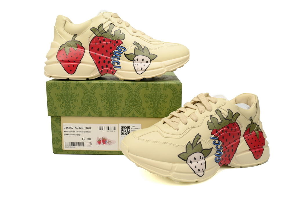 Gucci Rhyton Strawberry Print