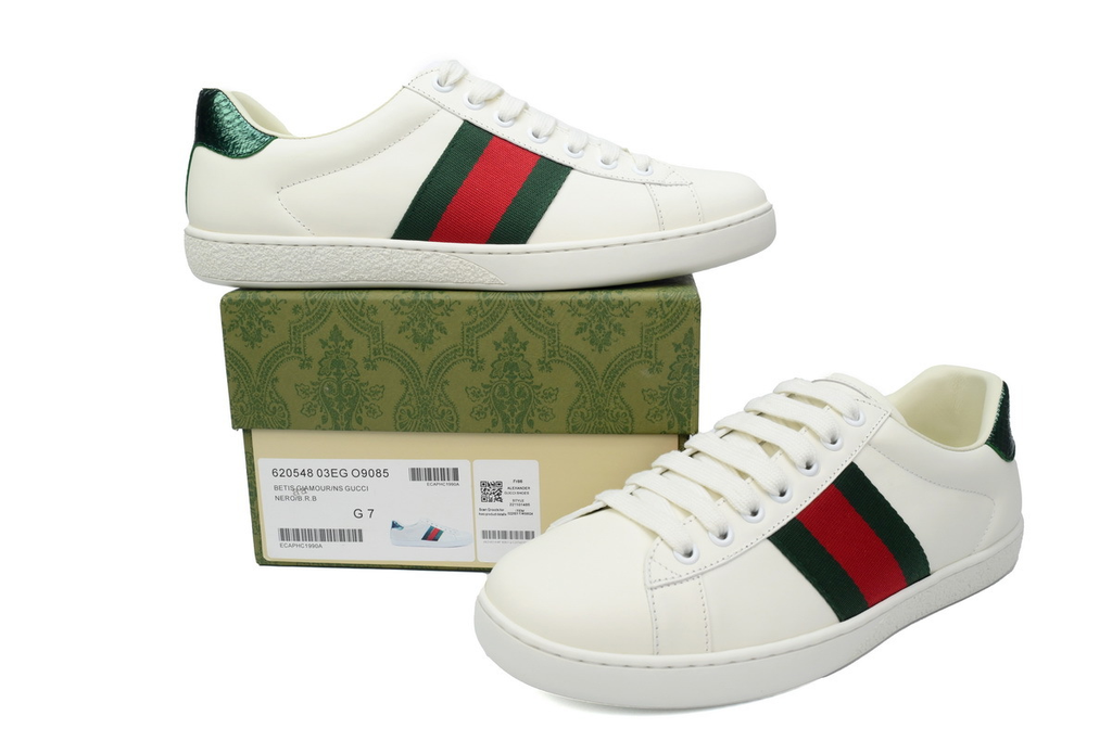 Gucci Classic Ace Leather Sneaker