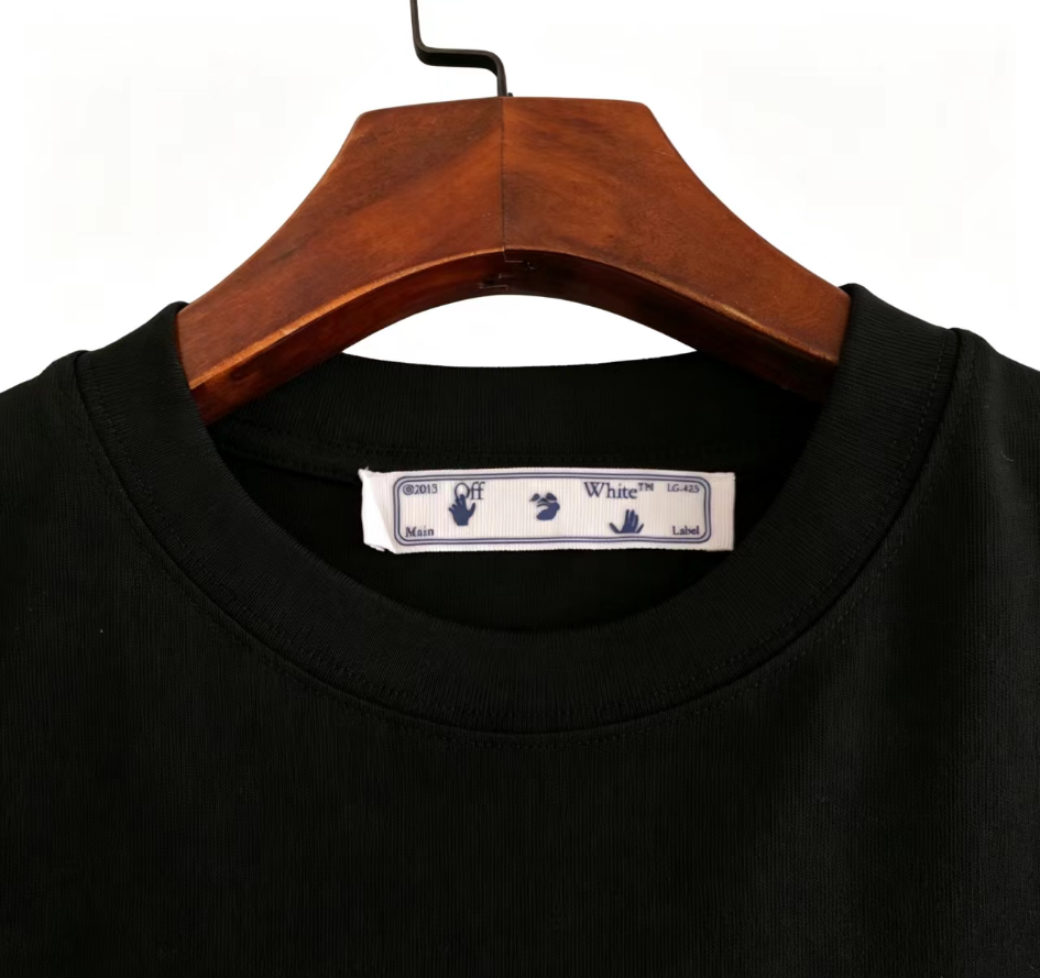 OFF-WHITE  T-Shirt