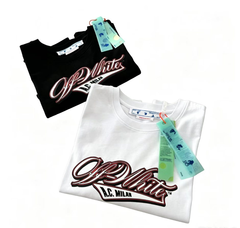 OFF-WHITE  T-Shirt