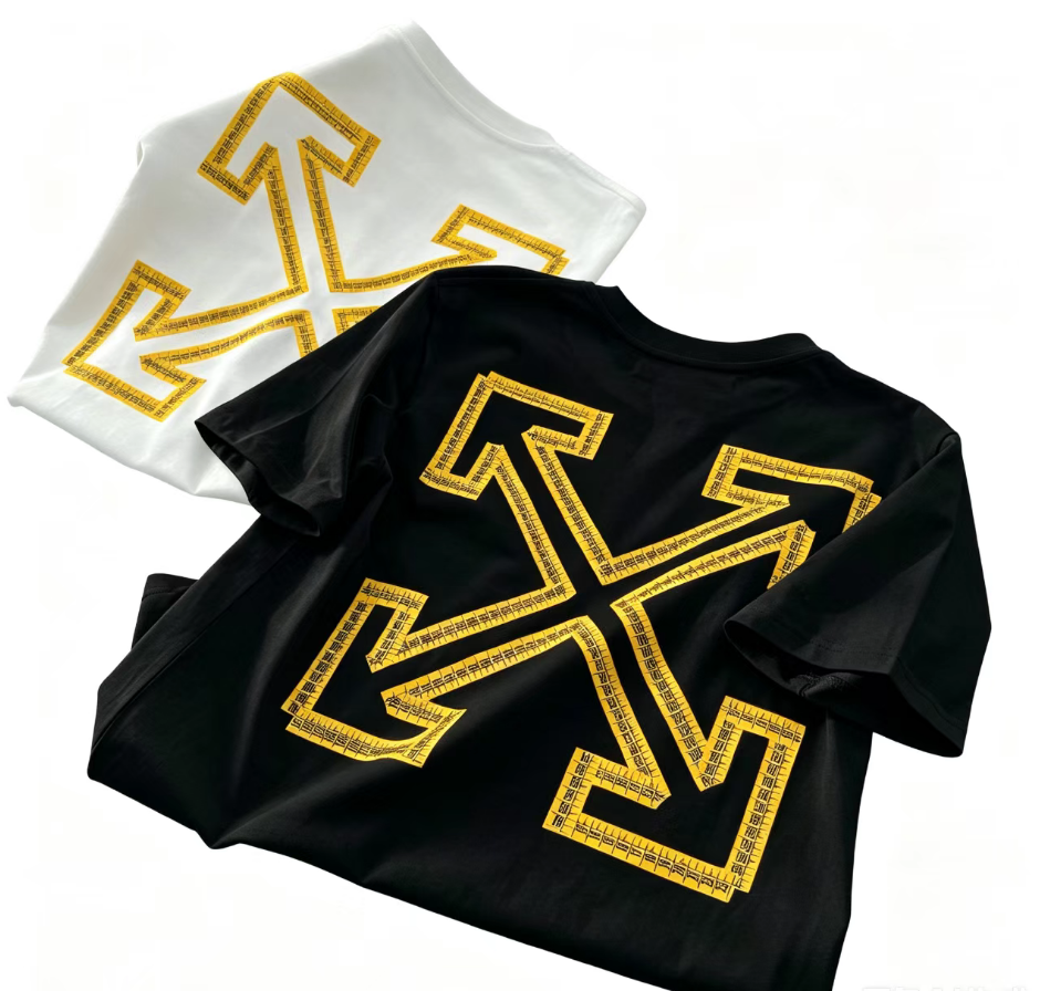 OFF-WHITE  T-Shirt