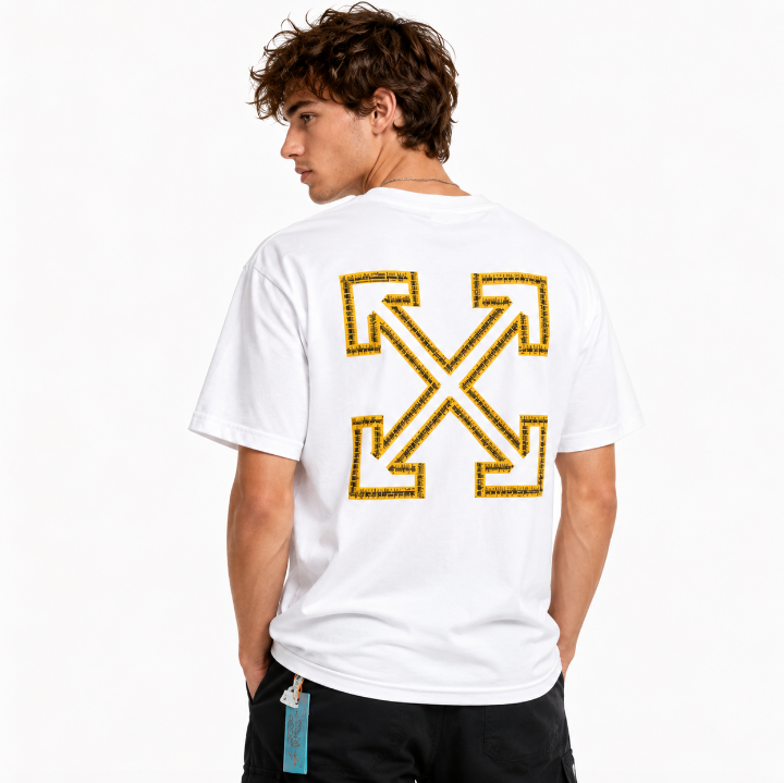 OFF-WHITE  T-Shirt