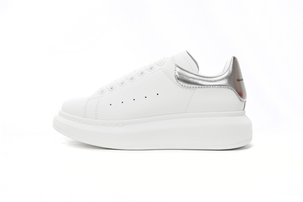 Alexander McQueen Sneaker Silver Tail