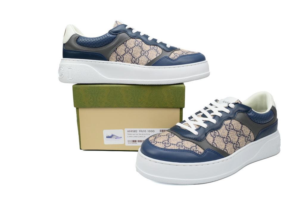 Gucci GG Supreme Blue