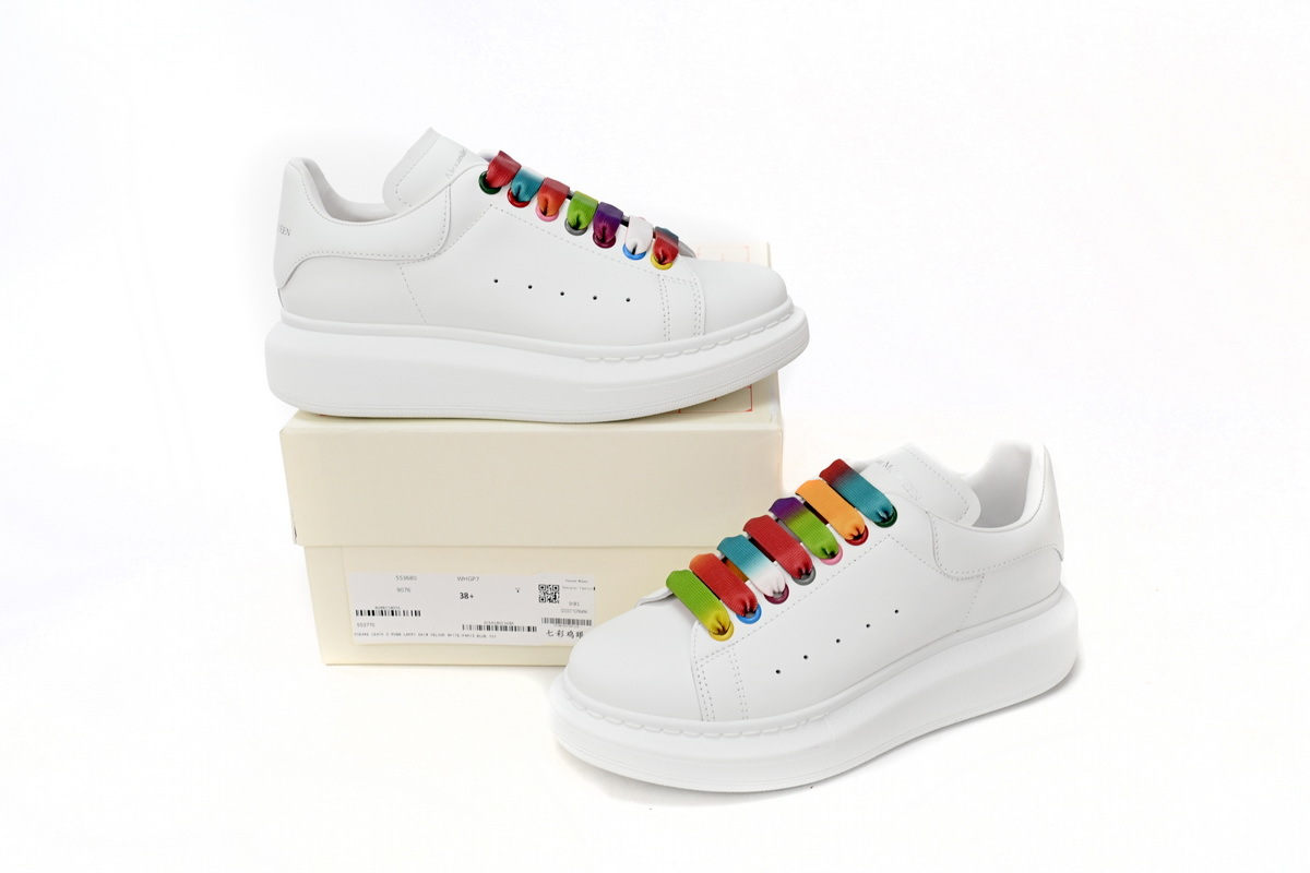 Alexander McQueen Sneaker Colored Ribbon